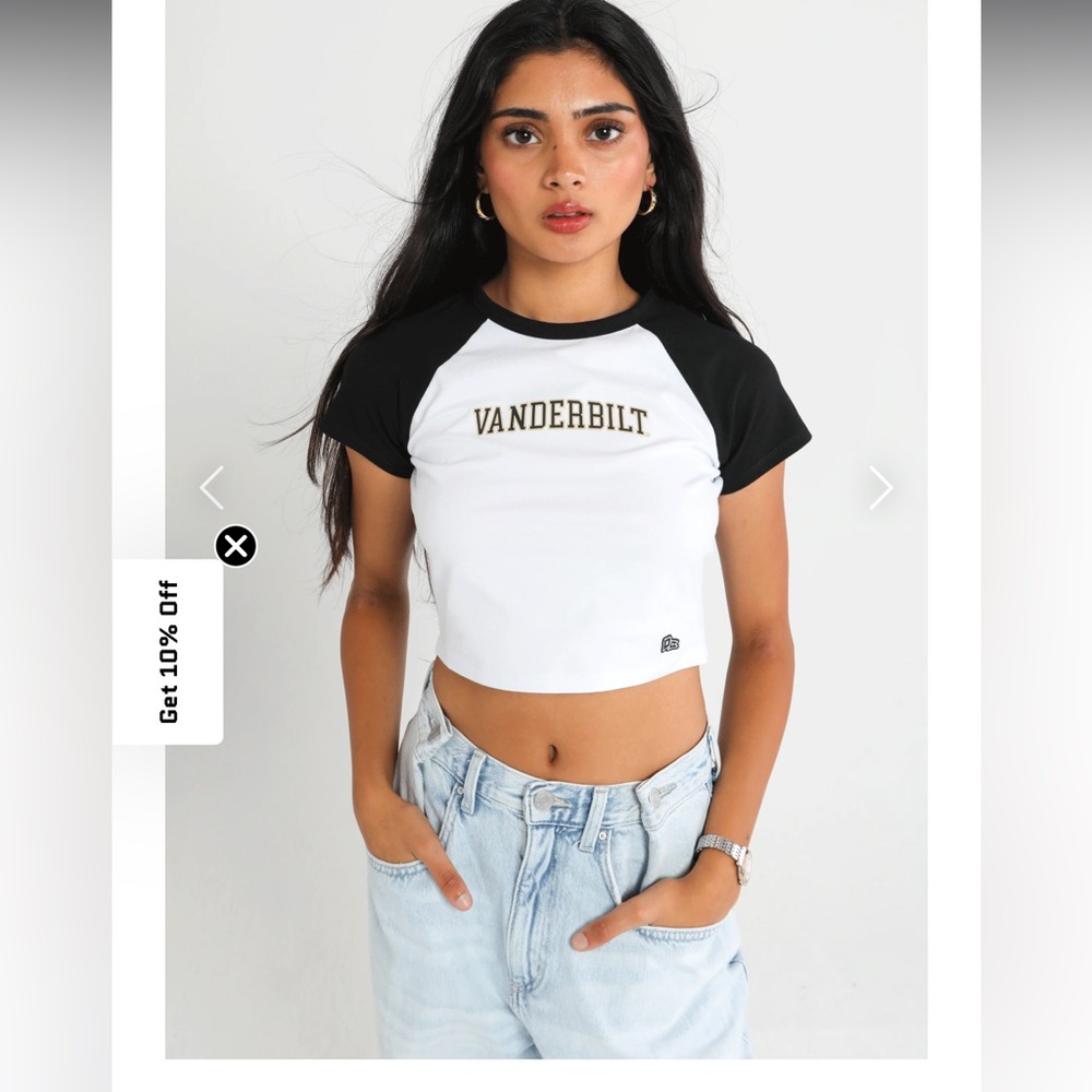 NWT Vanderbilt Black & White Crop Tee